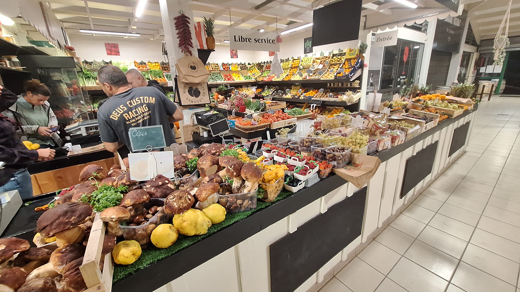 Marche fruits et légumes